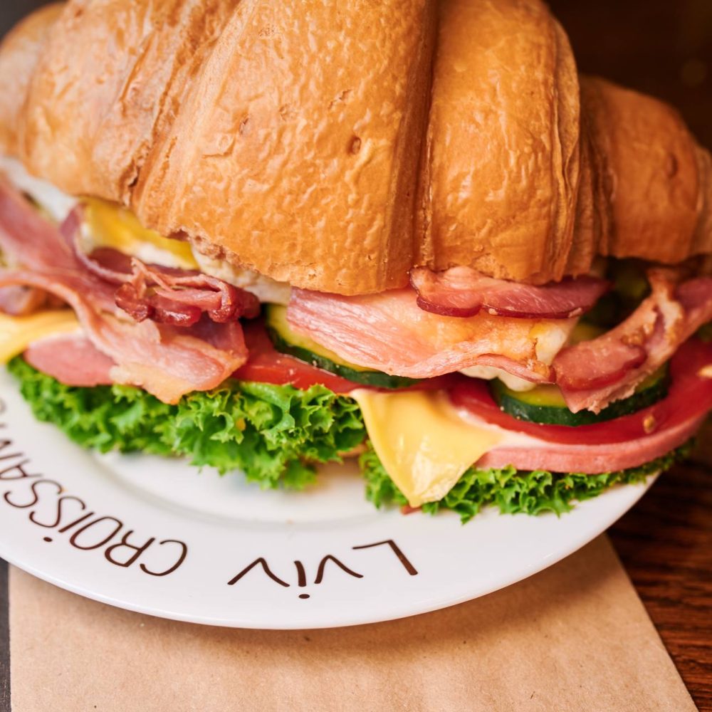 Lviv Croissants в "Файна Таун"